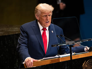 Trump lashes out as suspended Jimmy Kimmel Live! returns to air
