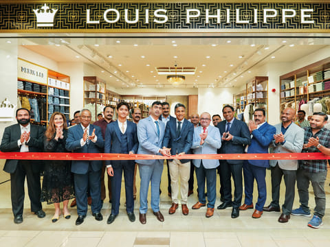 Mr. Vishak Kumar, Chief Executive Officer, Aditya Birla Lifestyle Brands Limited and Mr. Mahesh Pattabhiraman, Executive Director, Kalyan Silks at the launch of Louis Philippe's second store in UAE