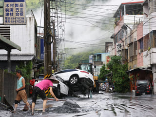 14 killed, 124 missing in Taiwan after barrier lake burst