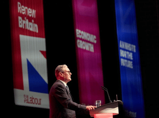 UK: Starmer cites 'urgent' reforms needed in asylum system, to deport illegal immigrants 