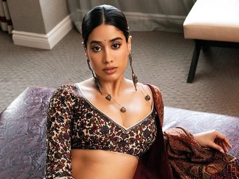 Janhvi Kapoor wears a Resham inspired 