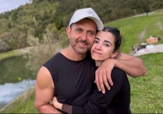Hrithik Roshan and Saba Azad celebrate four years together with emotional notes: 'Walking through life with you...'