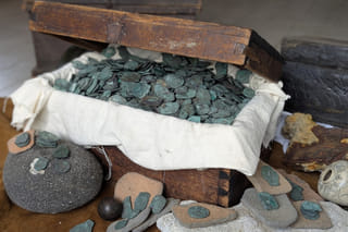 Excavators find $1 million in gold coins from Spanish shipwreck: What happens next