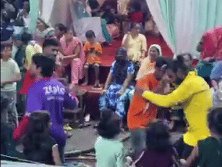 Viral videos: Delivery agents from rival firms unite in festive 'Garba' dance
