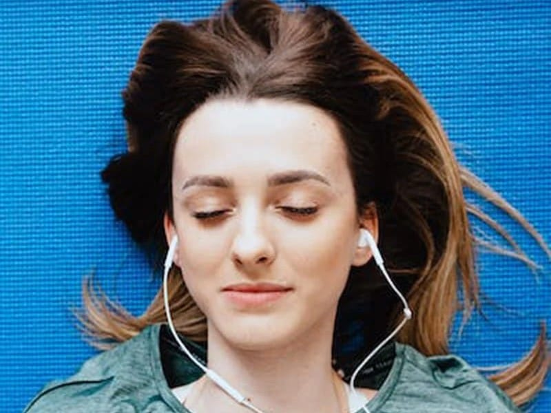 Picture of girl listening to music