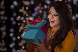 7 best perfume gifts that feel like Diwali parties in a bottle, UAE 2025 