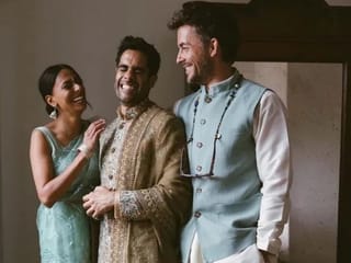 Did Jonathan Bailey just manifest a Desi Bridgerton wedding? His Kurta photos break the internet 