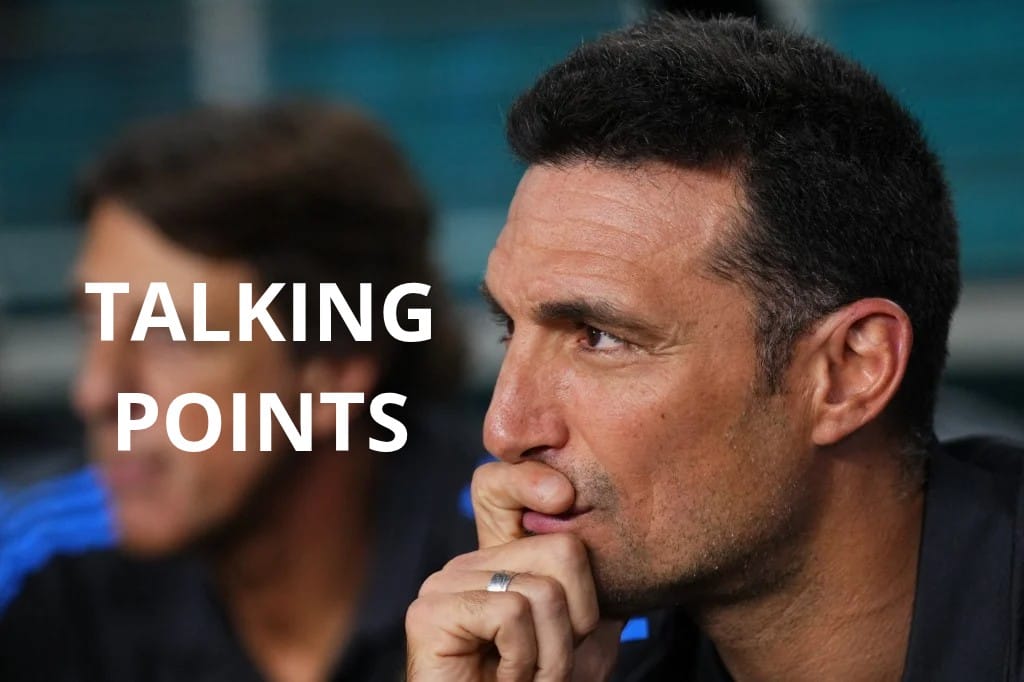 Lionel Scaloni, Head Coach of Argentina looks on prior to the International Friendly between Argentina and Venezuela