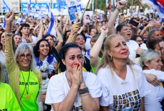 Hamas hands over all 20 living Israeli hostages to Red Cross