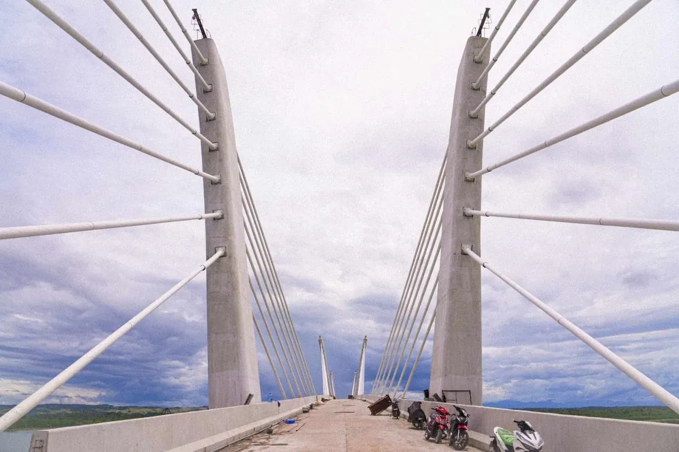 The 1,580-metre Camalaniugan Bridge in northern Philippines is poised for completion before Christmas and promises to redefine local infrastructure with its world-class design and functionality. 