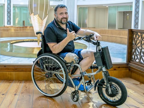 Massimo Castellani is rebuilding his life in Abu Dhabi following a rare infection that led to amputation.