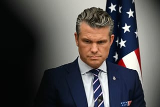 US Defence Secretary Pete Hegseth's plane forced to land after reporting cracked windshield