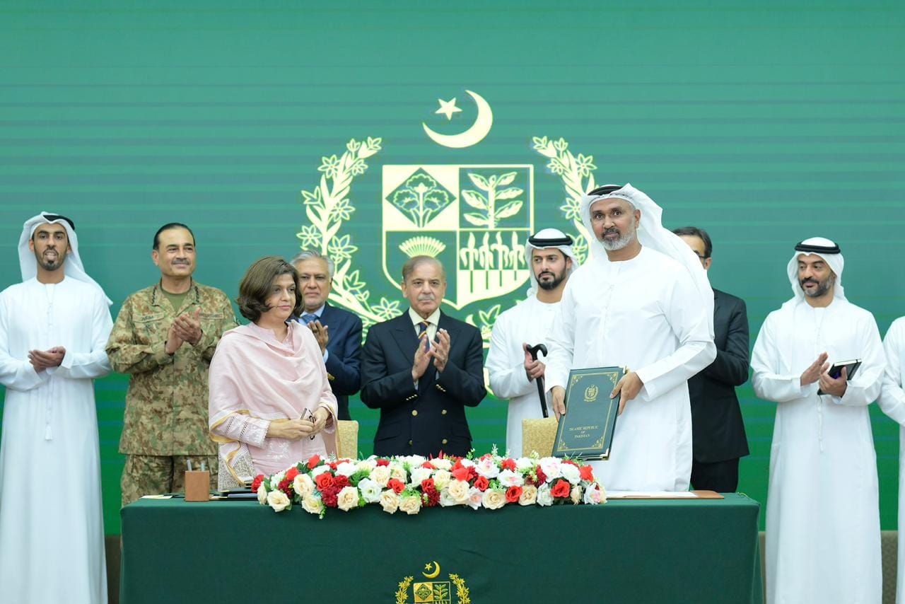 IHC acquires majority stake in First Women Bank, strengthening UAE–Pakistan ties. The announcement was attended by Sheikh Zayed bin Hamdan and Pakistan PM Shehbaz Sharif.