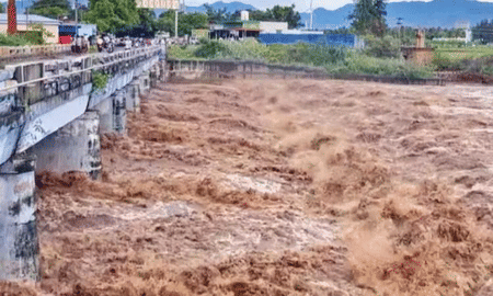 The surge has been attributed to substantial inflows from the Vaigai, Suruli, and Kottakudi rivers, which have been in spate due to torrential rainfall across Theni district and surrounding hill regions.