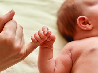 Abu Dhabi launches maternity leave support for Emirati women in private sector jobs