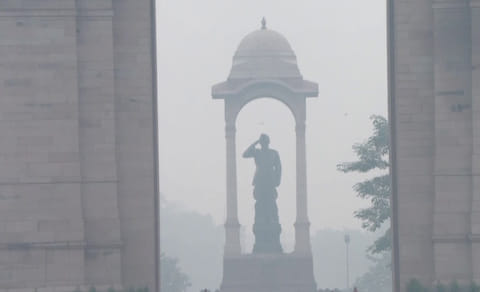 A view of Netaji Subhash Chandra Bose Canopy, covered in smog as the Air Quality Index (AQI) deteriorated, in New Delhi on Monday.  