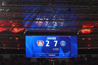 43-goal Champions League night as PSG hit seven, Arsenal crush Atletico, and PSV shock Napoli 6-2