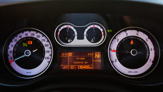 What to do if your car’s cruise control fails on UAE highway?