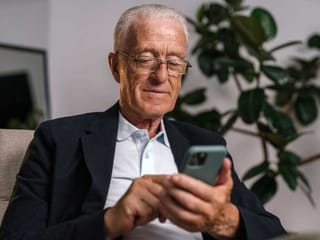 WhatsApp and Messenger add scam warnings — built for older, less-techy users