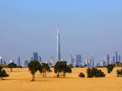 Emaar Hills will feature 40,000 luxury homes, anchored by grand mansions ranging between 10,000 and 20,000 square feet.
