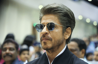 Shashi Tharoor on why Shah Rukh Khan's age can't be confirmed