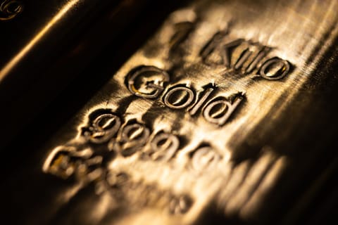 Dubai gold prices ease after rally, giving buyers a short window to secure lower rates.