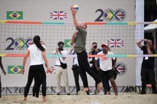 Prince William plays soccer and beach volleyball before the COP30 climate summit 