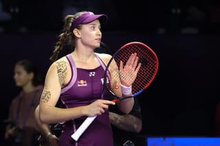 Rybakina stays perfect at WTA Finals with win over alternate Alexandrova