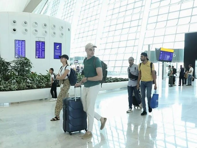 STOCK ZAYED AIRPORT / ABU DHABI