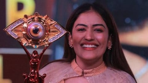  Anumol’s road to the trophy was far from smooth: It was filled with whispers about PR campaigns, with fan pages allegedly circulating doctored images of her holding the trophy before the finale