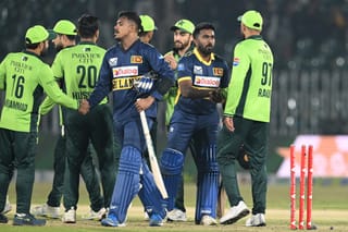 Sri Lanka players decide to stay for Pakistan series