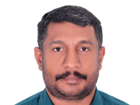 Free ticket, golden luck: Kerala taxi driver in UAE wins 24K Big Ticket gold bar