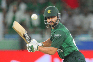 Pakistan survive scare to edge Zimbabwe by 5 wickets in T20I Tri-Series opener