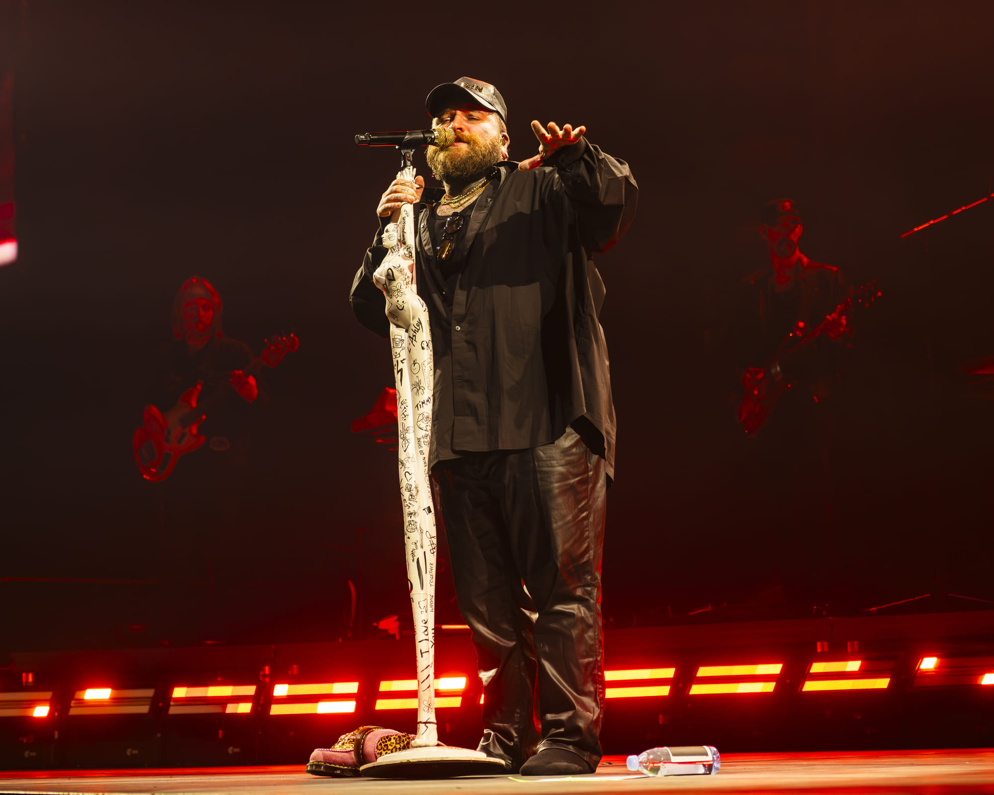 From heartbreak ballads to high-energy hits, Teddy Swims owned the stage in Dubai with his powerhouse vocals.