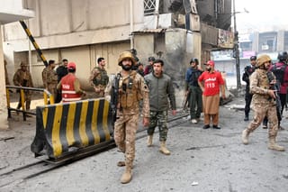 Suicide attack on Pakistan border police HQ kills 3