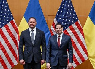 Washington, Kyiv say peace deal must 'fully uphold' Ukraine sovereignty