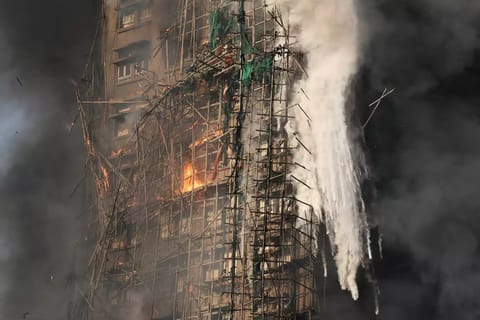 Despite modern alternatives, around 80% of scaffolds in the city still use bamboo, an  ancient material and a practice rooted in over a century of tradition.