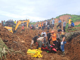 Indonesian rescuers search for survivors as the death toll from floods and landslides rises to 279