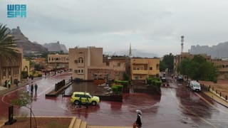 Saudi Civil Defence urges caution as heavy rain is forecast for Jeddah and Makkah