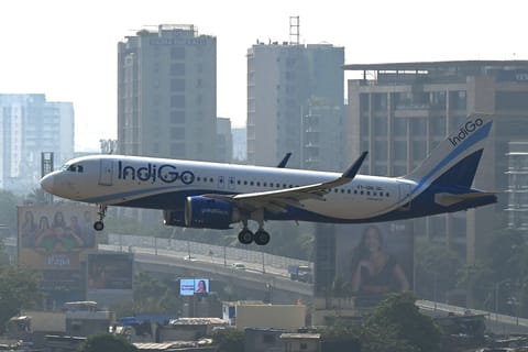 The airline added that despite the sharp reduction in daily departures, it would “continue to cover all destinations as before.”