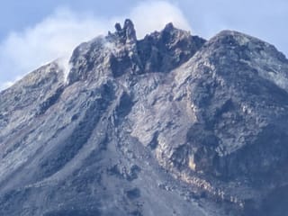 PHIVOLCS reports new lava spines at Mayon Volcano, CAAP issues flight advisory