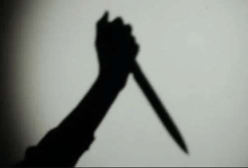 A verbal altercation led to the murder of a man, who was then thrown off the second floor of a building in Madhya Pradesh, India. 