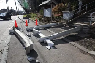 6.7-magnitude quake hits off northern Japan, triggers tsunami warning