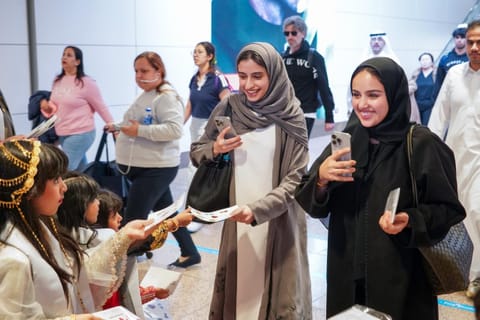 Dubai Airports Celebrate Bahrain National Day with Unique Passport Stamp