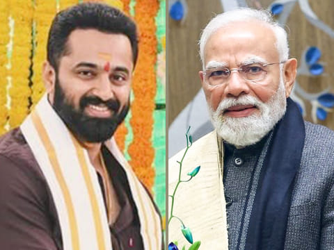 Unni Mukundan and Narendra Modi 