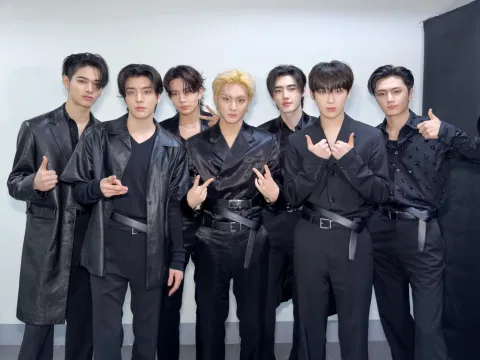 ENHYPEN performed for the K-Pop fest in 2023. 