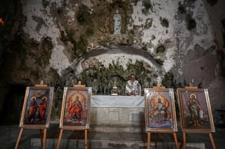 Last Christians gather in ruins of Turkey’s quake-hit Antakya