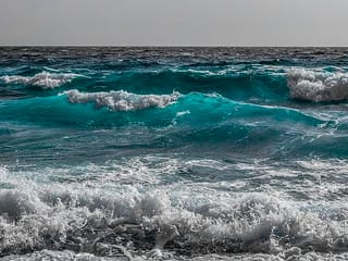 Weather update: Alert issued due to 7-foot waves off UAE coast; NCM warns of rough seas