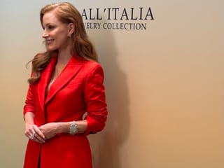 Jessica Chastain at Dubai Mall weighs in on gold vs diamonds—what’s the better investment?