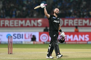 Daryl Mitchell hits fine century as New Zealand level ODI series